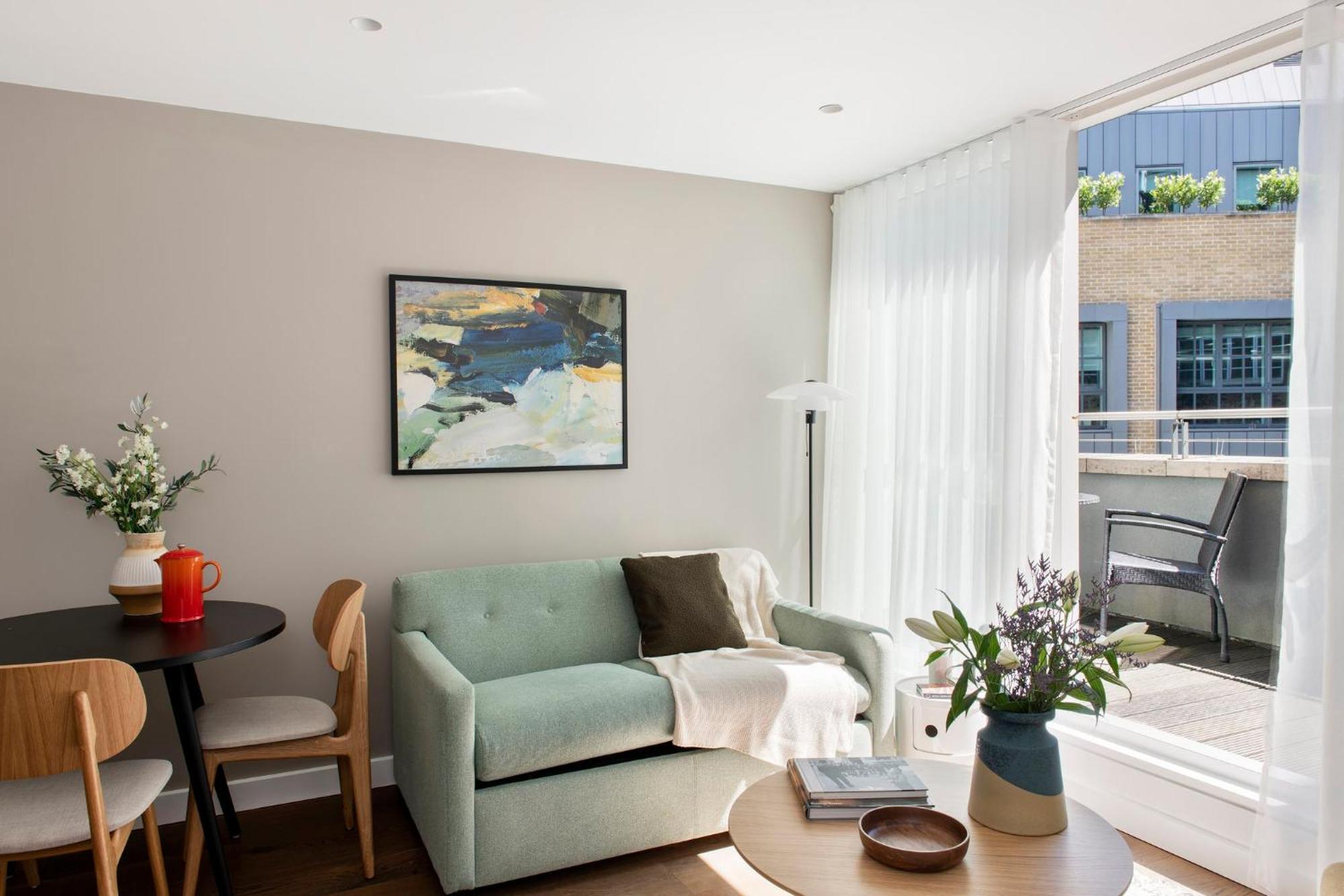 Cove St Martin'S Appartement Londen Buitenkant foto