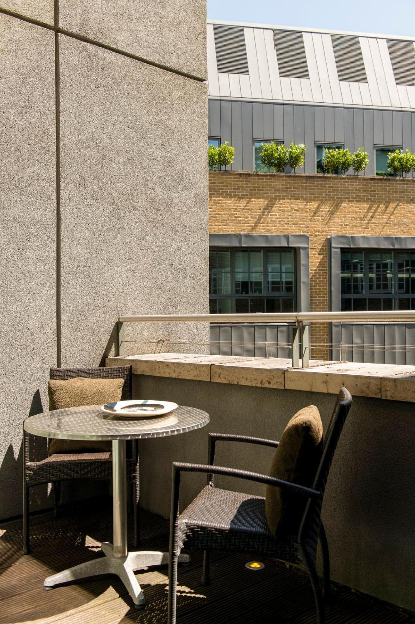Cove St Martin'S Appartement Londen Buitenkant foto